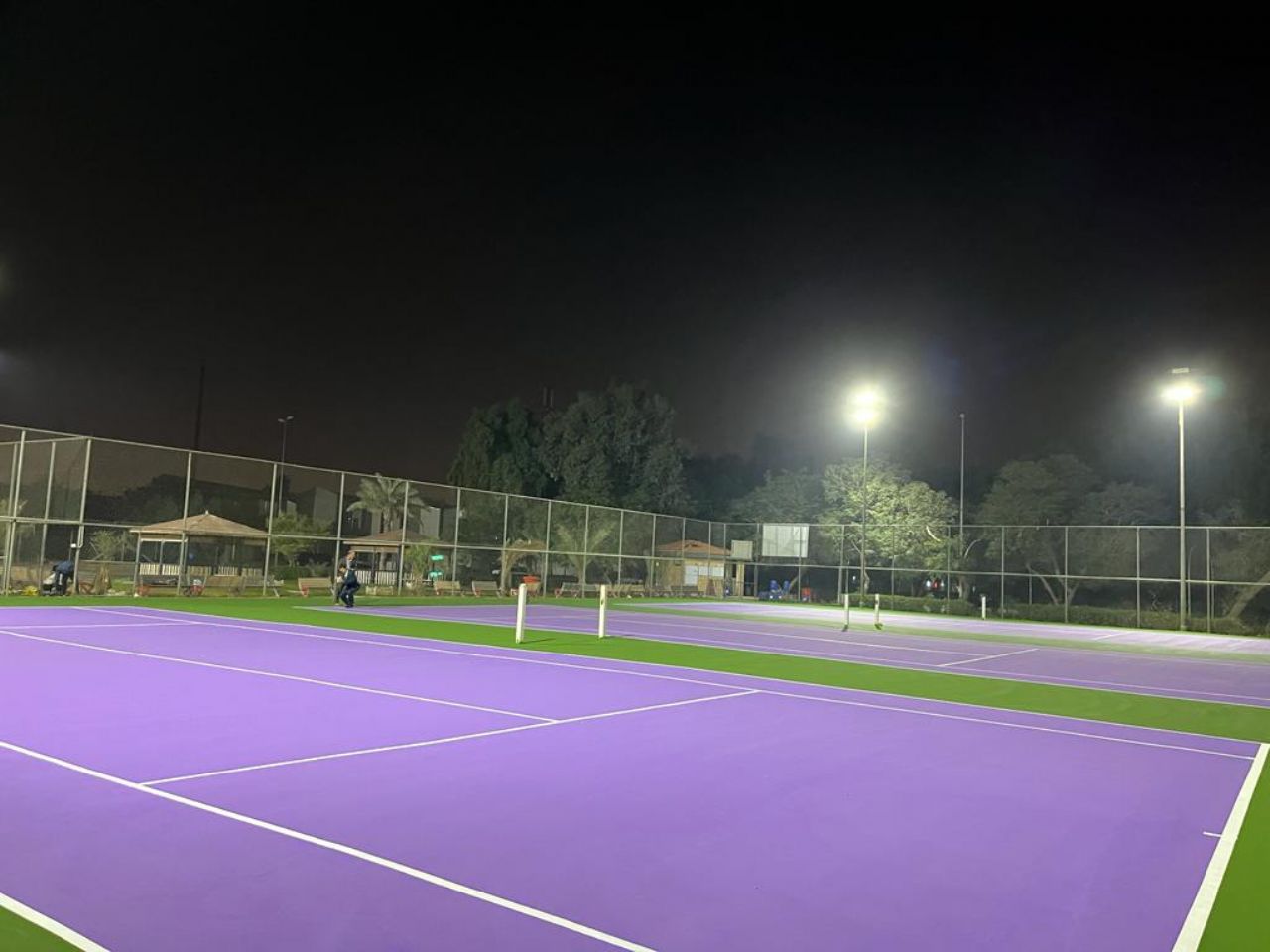 Açık Alan Tenis Kortları 